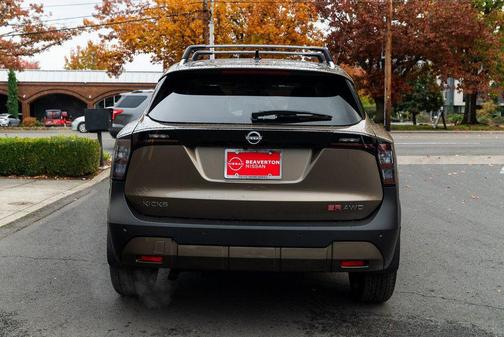Canyon Bronze Metallic 2026 Nissan Kicks SR