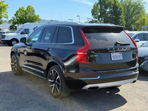 Onyx Black Metallic 2019 Volvo XC90 T6 Inscription
