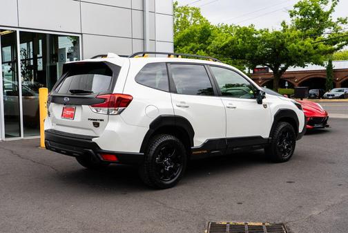Crystal White Pearl 2023 Subaru Forester Wilderness