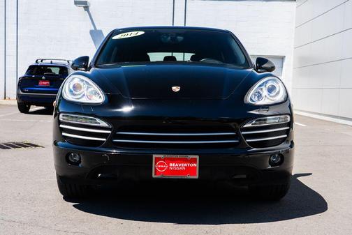 Jet Black Metallic 2014 Porsche Cayenne Cayenne
