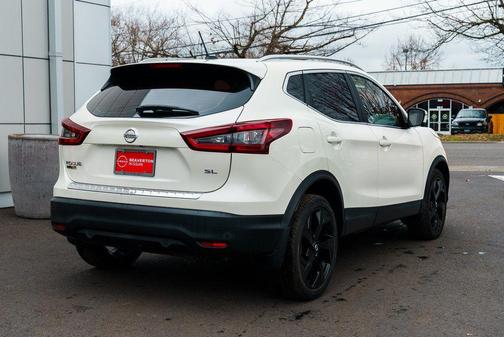Pearl White Tricoat 2020 Nissan Rogue Sport SL