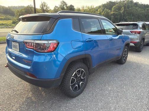 Hydro Blue Pearlcoat 2026 Jeep Compass Trailhawk