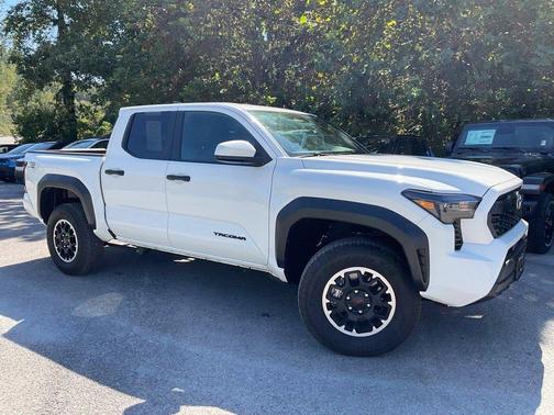 Ice 2025 Toyota Tacoma TRD Off Road