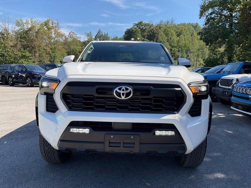 Ice 2025 Toyota Tacoma TRD Off Road
