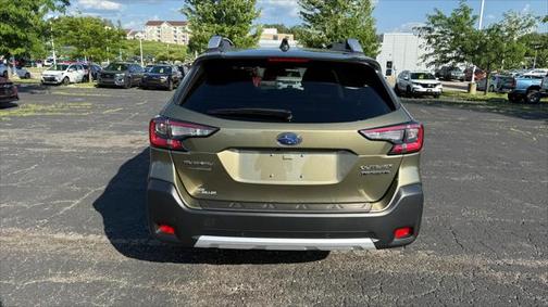 2023 Subaru Outback Touring XT