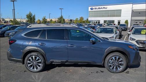 2025 Subaru Outback Touring