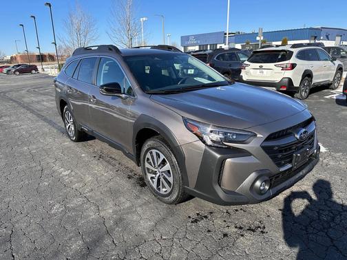 2023 Subaru Outback Premium