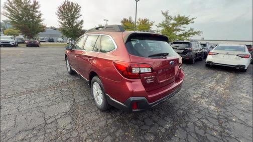 2019 Subaru Outback 2.5i