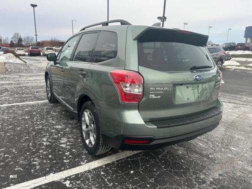 2016 Subaru Forester 2.5i Touring