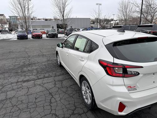 2024 Subaru Impreza Base