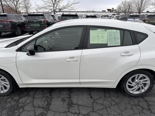 2024 Subaru Impreza Base