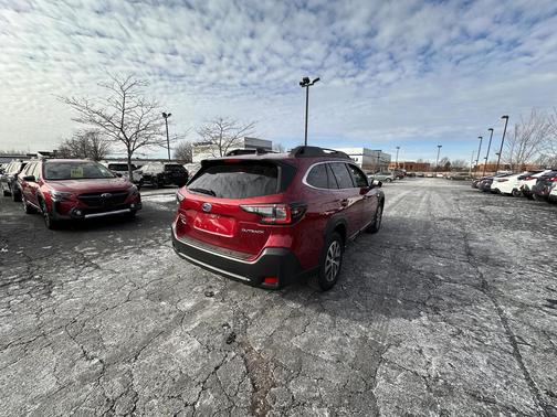 2025 Subaru Outback Premium