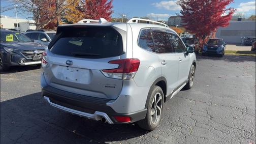2022 Subaru Forester Touring