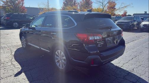 2019 Subaru Outback 2.5i Touring