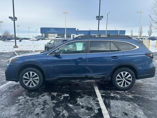 2021 Subaru Outback Premium