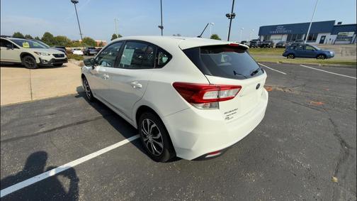 2017 Subaru Impreza 2.0i