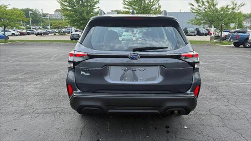 2025 Subaru Forester Base
