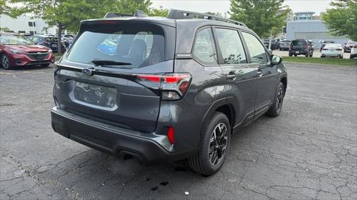 2025 Subaru Forester Base
