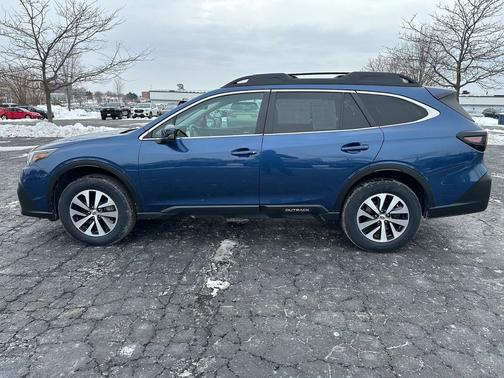 2022 Subaru Outback Premium