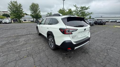 2025 Subaru Outback Touring XT