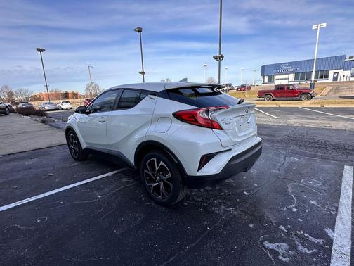 2018 Toyota C-HR XLE Premium