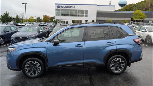 2025 Subaru Forester Premium