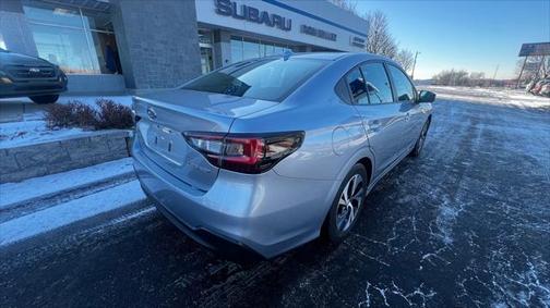2025 Subaru Legacy Base