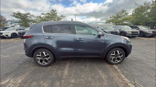 2020 Kia Sportage EX