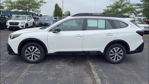 2022 Subaru Outback Base