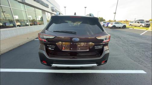 2025 Subaru Outback Touring XT