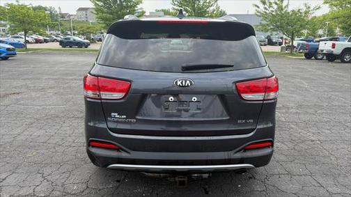 2017 Kia Sorento EX