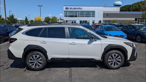 2025 Subaru Outback Premium