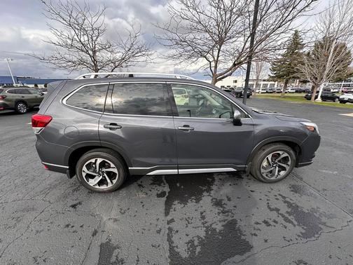 Magnetite Gray Metallic 2023 Subaru Forester Touring