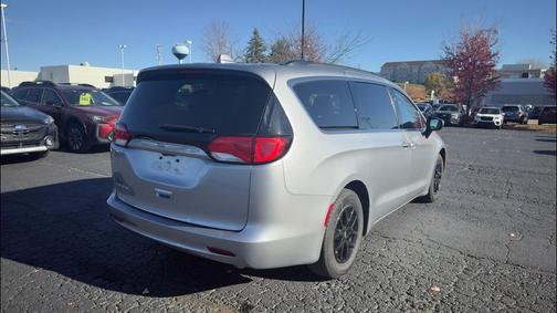 2020 Chrysler Voyager LXI