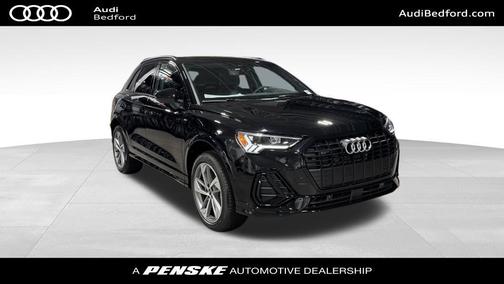 2025 Audi Q3 Premium 45 TFSI S line quattro Tiptronic