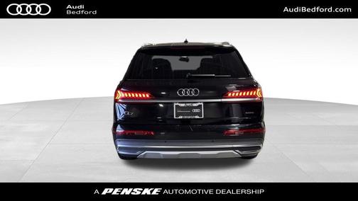2023 Audi Q7 45 Premium