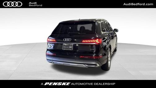 2023 Audi Q7 45 Premium