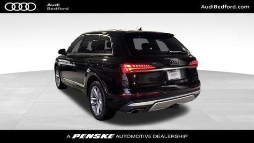 2025 Audi Q7 55 Premium Plus