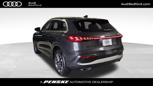 2025 Audi Q5 Premium Plus TFSI quattro S tronic