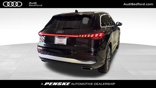 2025 Audi Q5 Premium TFSI quattro S tronic