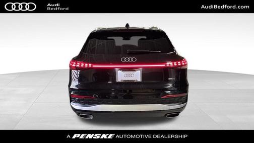 2025 Audi Q5 Premium TFSI quattro S tronic