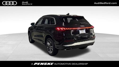 2025 Audi Q5 Premium TFSI quattro S tronic