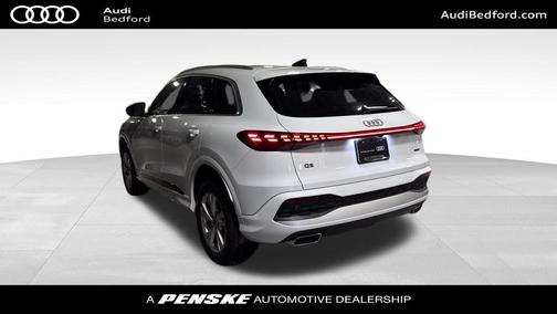 2025 Audi Q5 Premium TFSI quattro S tronic