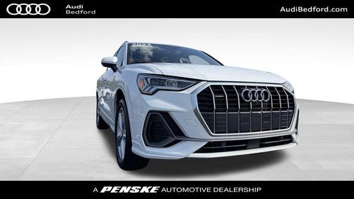 White 2024 Audi Q3 Premium Plus