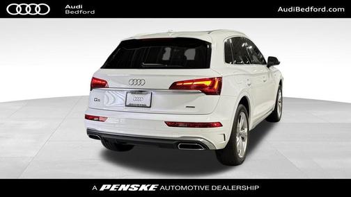 2022 Audi Q5 45 S line Premium Plus