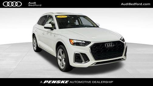 2022 Audi Q5 45 S line Premium Plus
