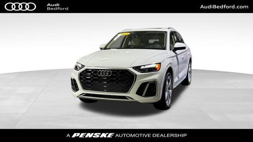 2022 Audi Q5 45 S line Premium Plus