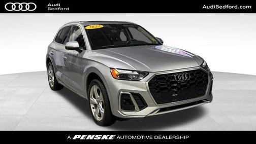 2022 Audi Q5 45 S line Premium Plus