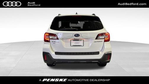 2018 Subaru Outback 2.5i Touring