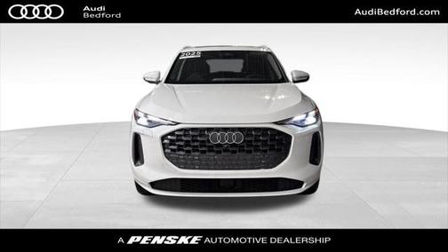 2025 Audi Q5 Premium TFSI quattro S tronic